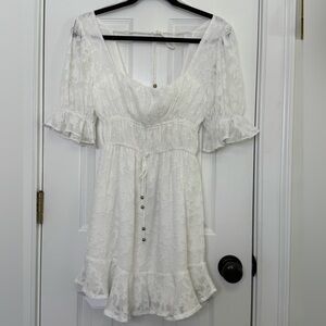 NWT One and Only Collective size 8 Elegant White Lace Dress